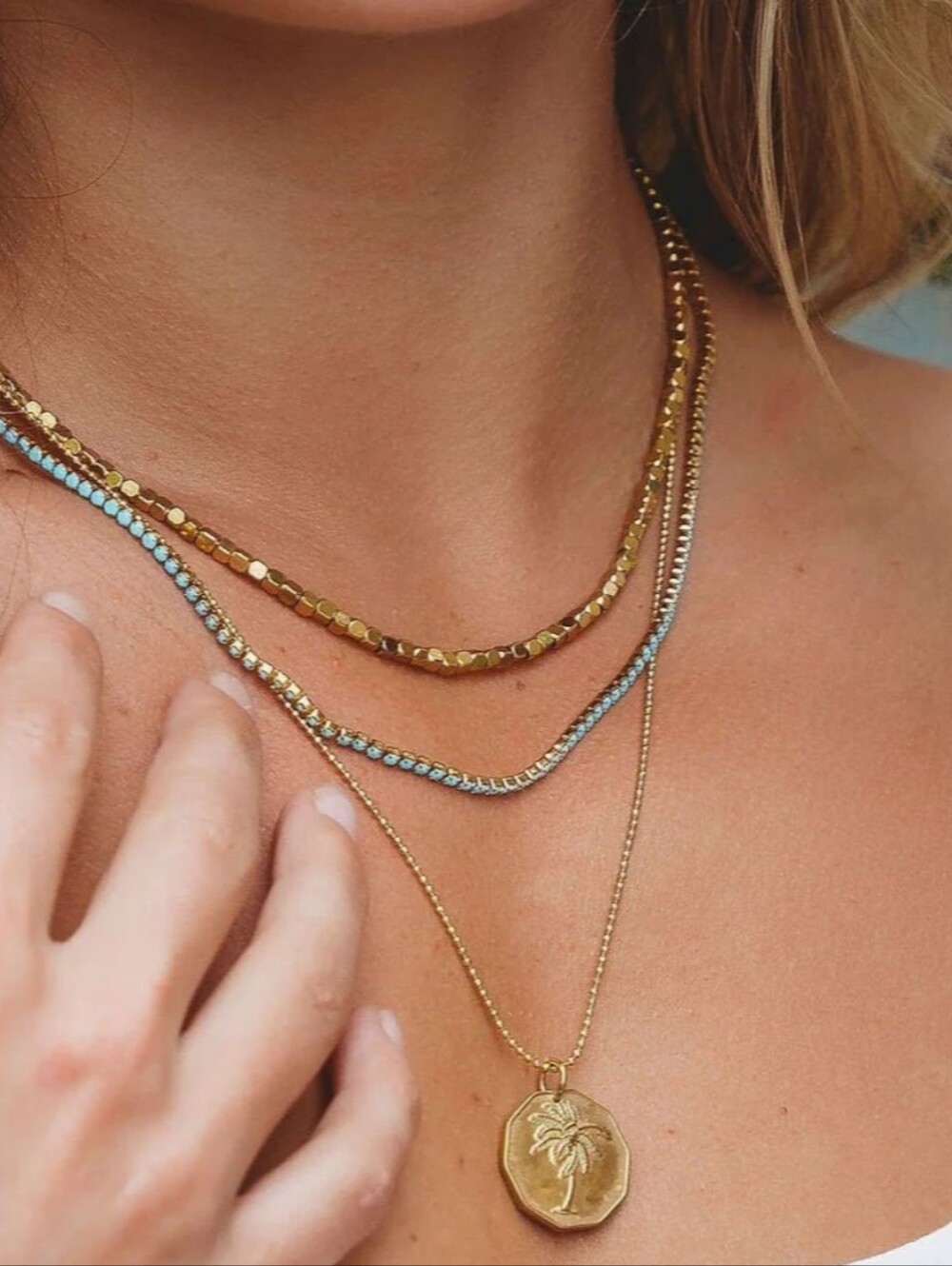 Salty cali old Palm Tree Pendant Necklace - Gold - Picture 2 of 6
